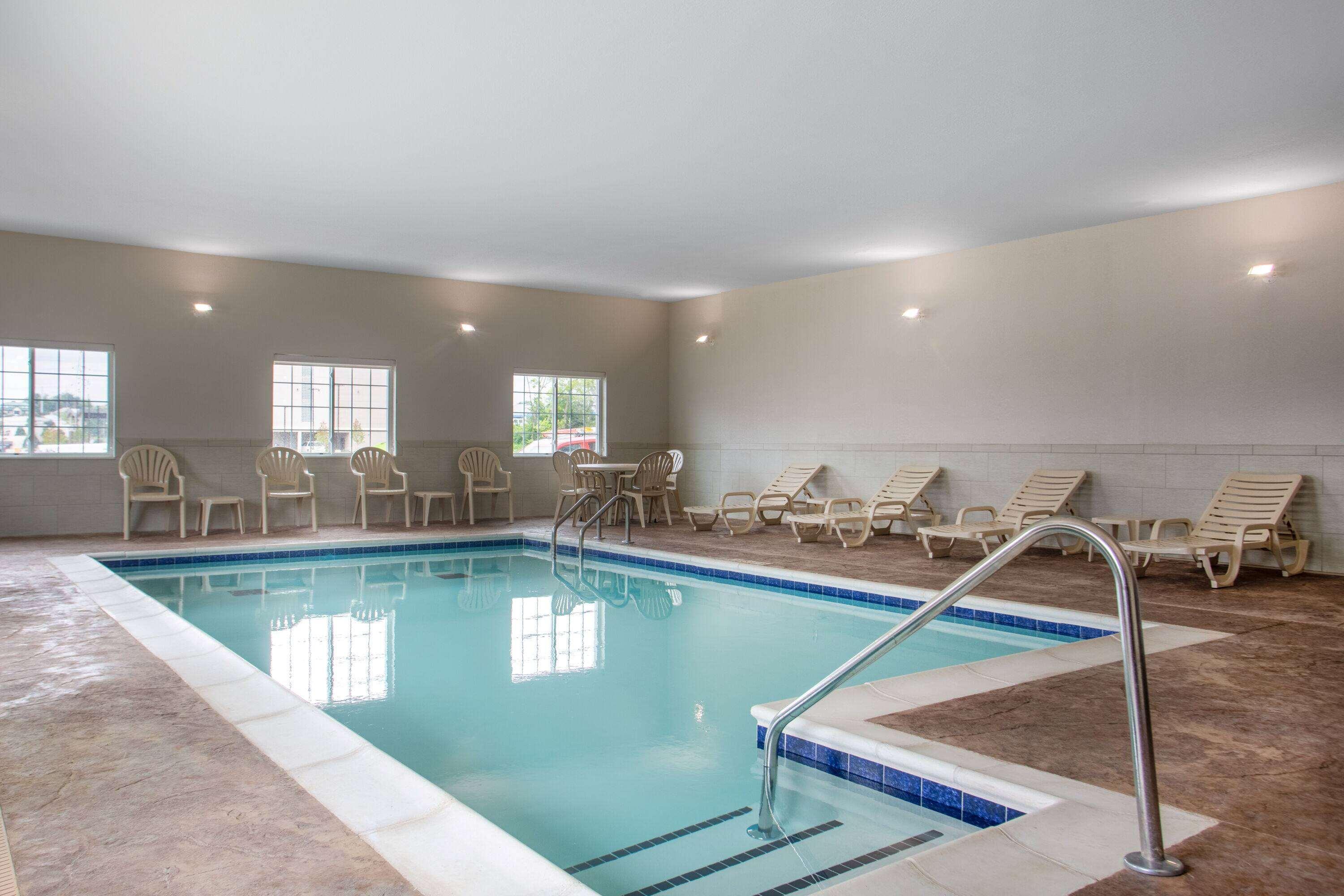 Microtel Inn & Suites By Wyndham Liberty/Ne Kansas City Area Exterior foto