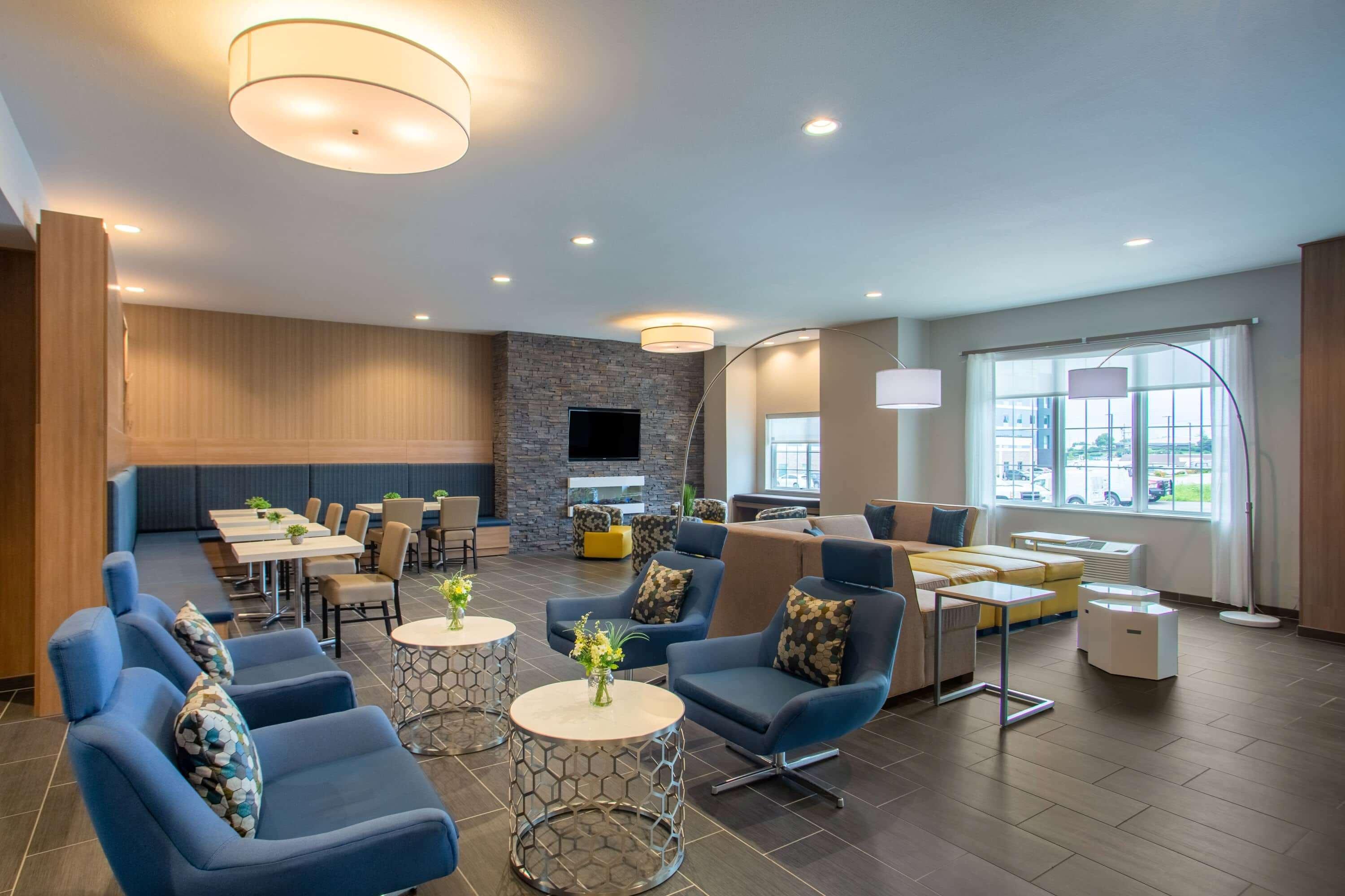 Microtel Inn & Suites By Wyndham Liberty/Ne Kansas City Area Exterior foto